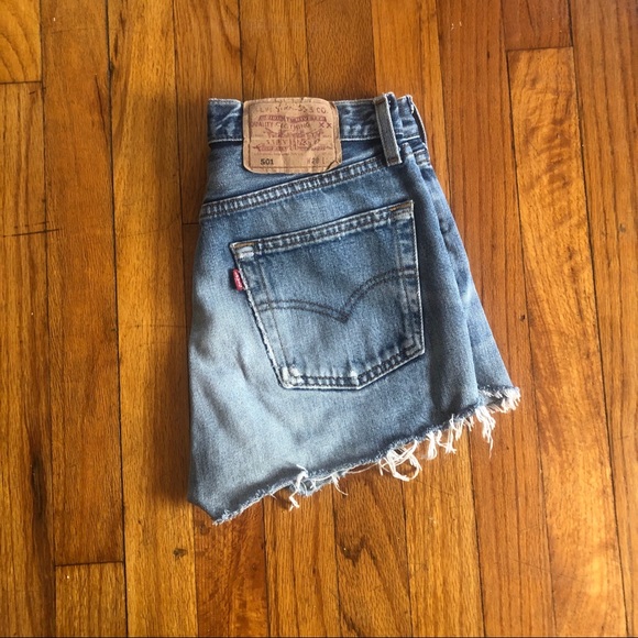Levi’s 501 shorts - Picture 2 of 2